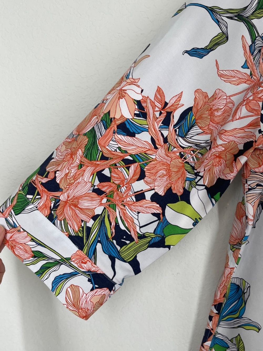 Chico's No Iron Stretch Blouse Women's 3 US 16/18 Floral Button Up 3/4 Sleeves - Picture 3 of 10